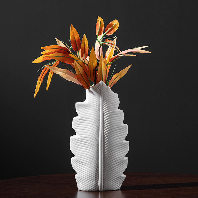 Ceramic pure white banana leaf vase home living room high-end soft decoration products