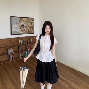 Real shot of girly versatile striped lapel small flying sleeve short sleeve shirt + Japanese pleated skirt
